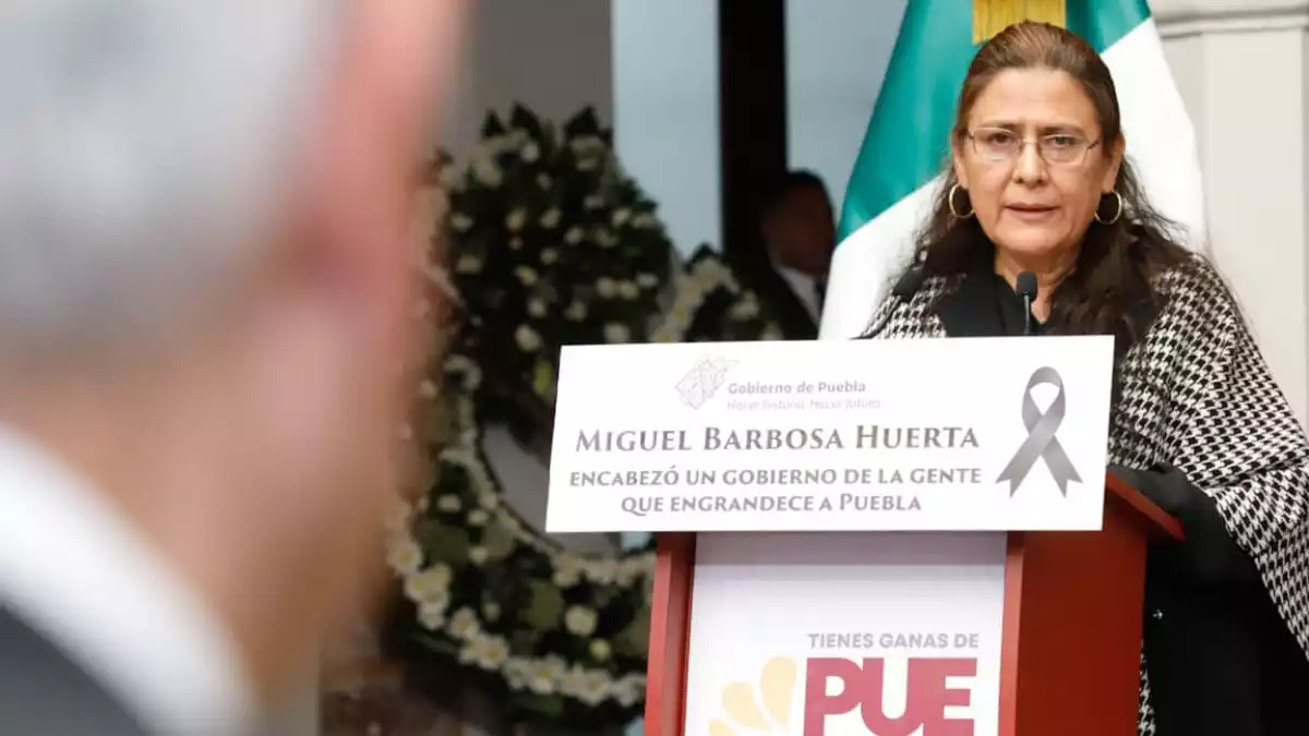 ¿Quién es Rosario Orozco, viuda y brazo derecho del gobernador Barbosa en Puebla?
