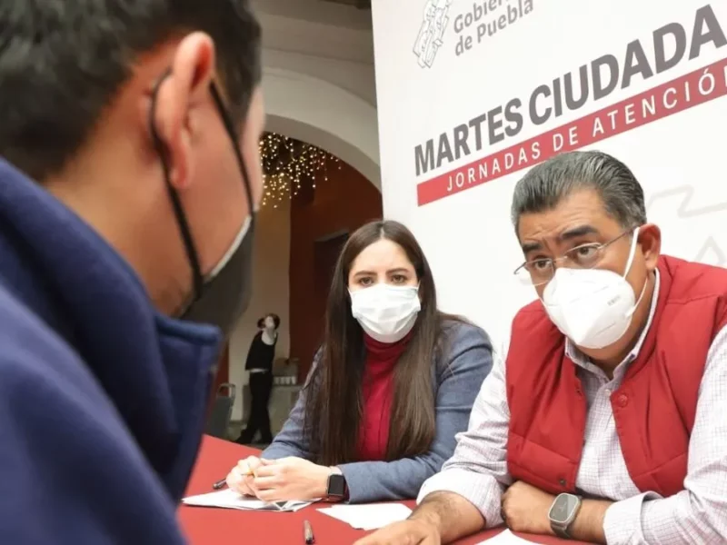 Agradecen a Sergio Salomón por mantener 'Martes Ciudadano' en Puebla