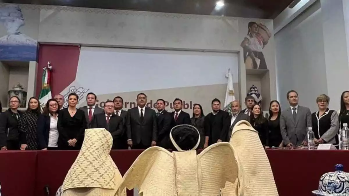 Fechas y horarios de comparecencias de secretarios en Puebla