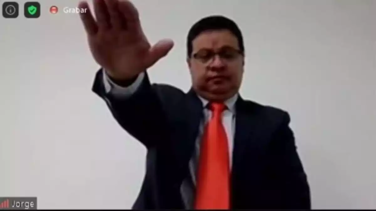 Ortega Pineda rinde protesta como nuevo secretario del IEE