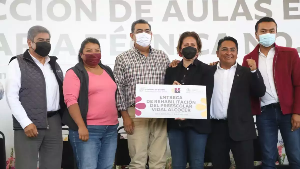 Sergio Salomón entrega obras y apoyos de bienestar en Huejotzingo, Juan C Bonilla y Tlaltenango
