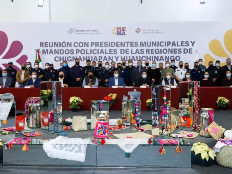 Sergio Salomón se reúne con presidentes de la región de Chignahuapan y Huauchinango