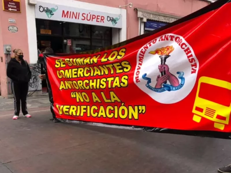 Antorcha Campesina desquicia calles en Puebla, no quiere pagar verificación vehicular