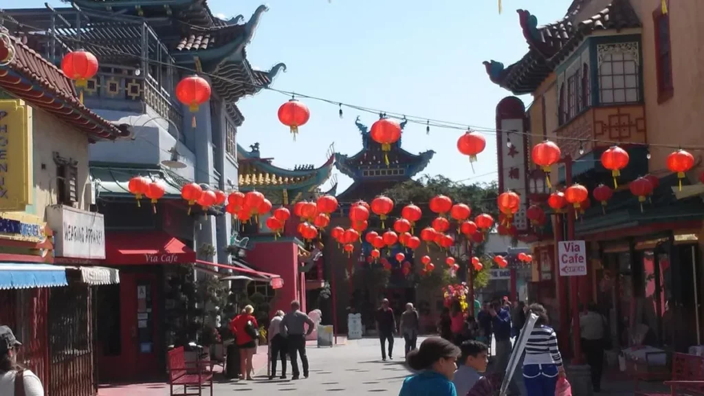 Masacre en barrio chino de California deja 10 muertos, celebraban el Año Nuevo Lunar