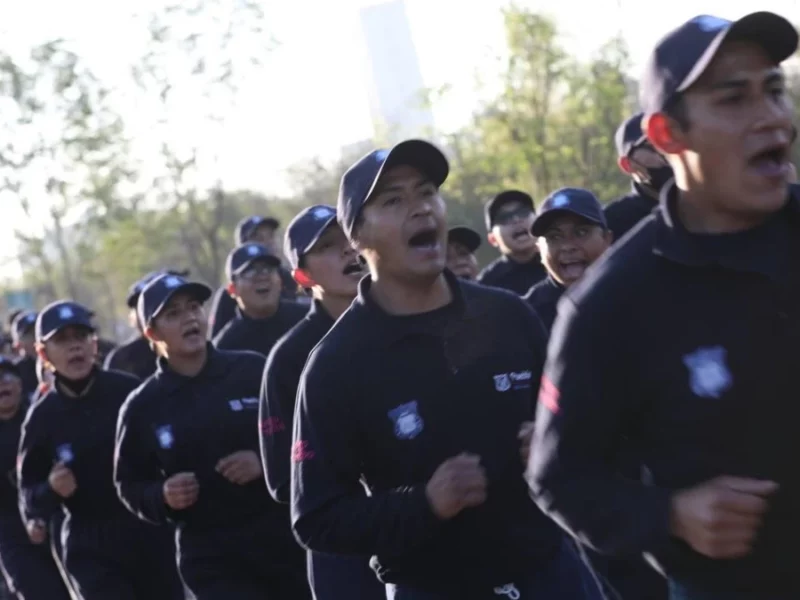 La meta 2023 en Puebla es graduar a 200 nuevos policías: Eduardo Rivera