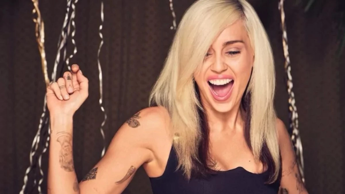 Miley Cyrus lanza canción sobre su ex, se une al club de Shakira