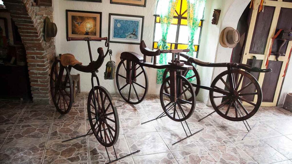 San Pablo Xochimehuacán, Museo de la Bicicleta Antigua.