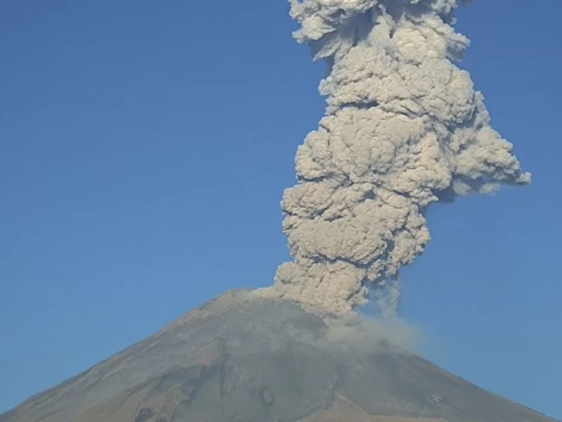 Así luce el tapón de lava en el volcán Popocatépetl visto desde el espacio