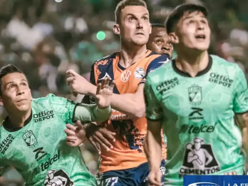 En reencuentro de Larcamón con Puebla, León vence 2-0 a La Franja