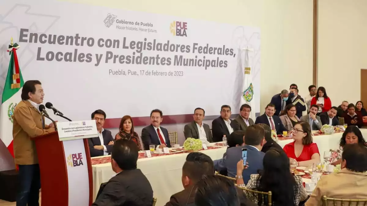 Encuesta definirá candidato a gobernador en Puebla dirigente de Morena a aspirantes (VIDEO)