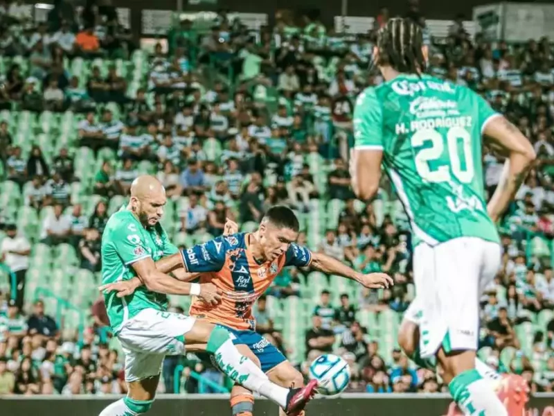 Santos Laguna vence a club Puebla