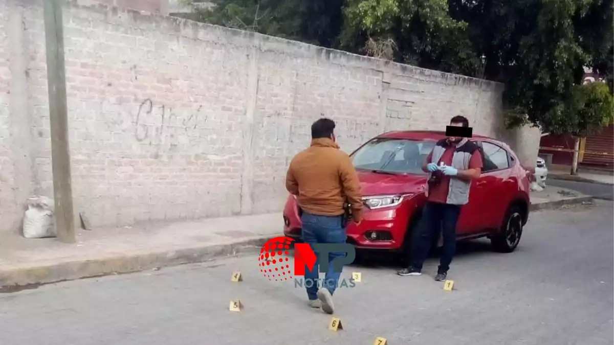 Rafaguean a automovilista en Tehuacán, resultó ileso
