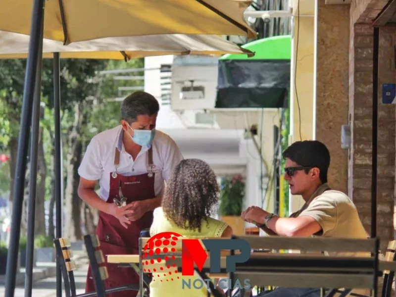 Restaurantes que ya tienen mesas al aire libre en Puebla