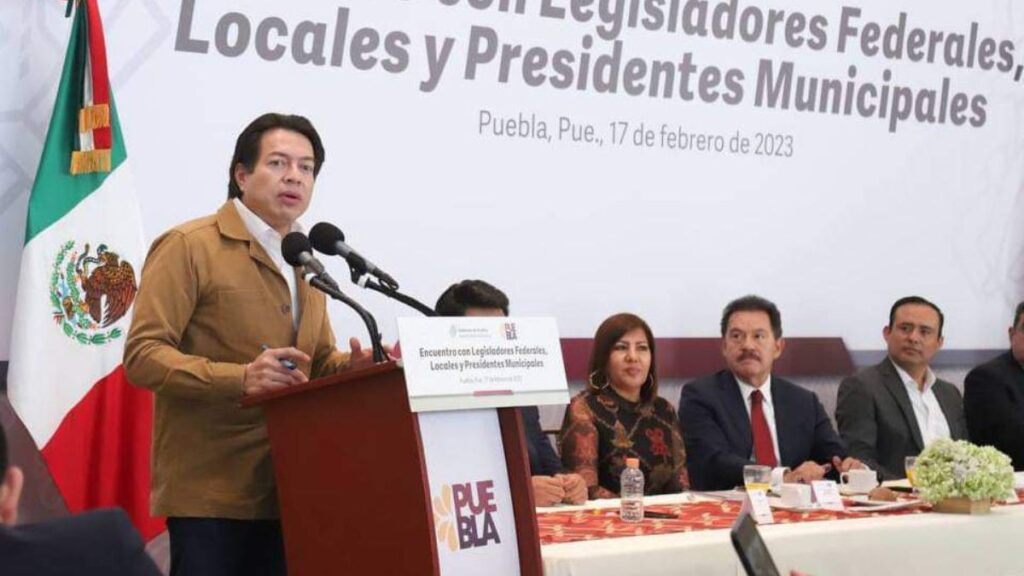 Encuesta definirá candidato a gobernador en Puebla: dirigente de Morena a aspirantes