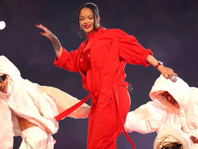¿Rihanna está embarazada? Este fue el anuncio de la cantante en el Súper Bowl