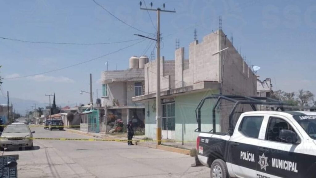 Balean a taxista poblano para robarle su unidad en San Pablo del Monte, Tlaxcala