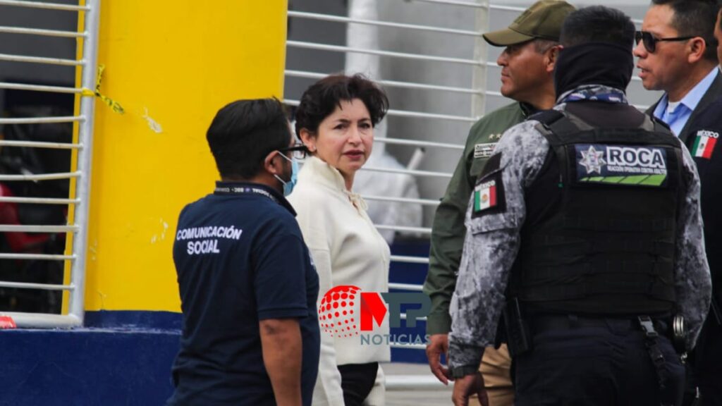 Consuelo Cruz, secretaria de Seguridad del municipio de Puebla en el lugar.
