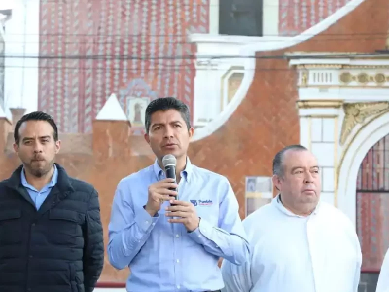 Gobierno de Eduardo Rivera rehabilita templo de San Antonio y fachadas de barrios