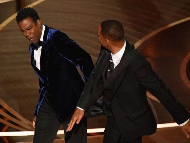 Un año después, Chris Rock habla sobre la cachetada que le dio Will Smith en los Oscar