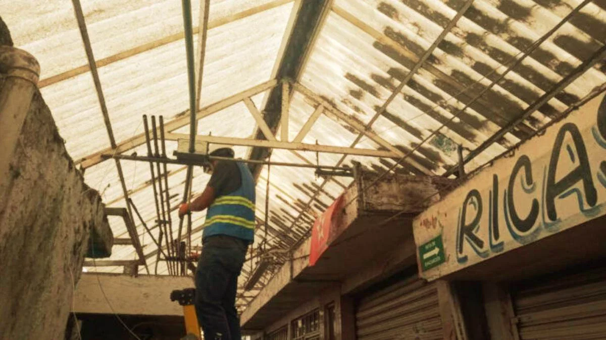Peligra segunda etapa de rehabilitación de mercado Amalucan por falta de recursos
