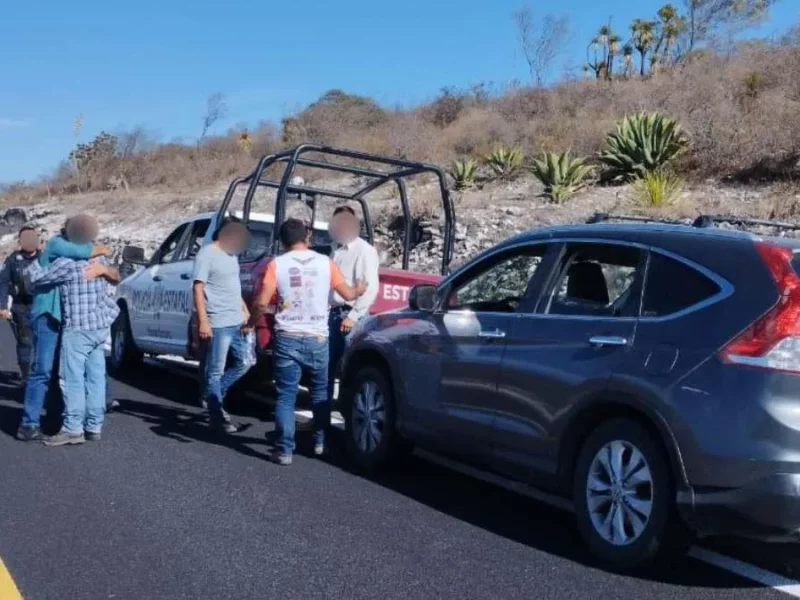 Rescatan en Puebla a tres personas secuestradas en Oaxaca