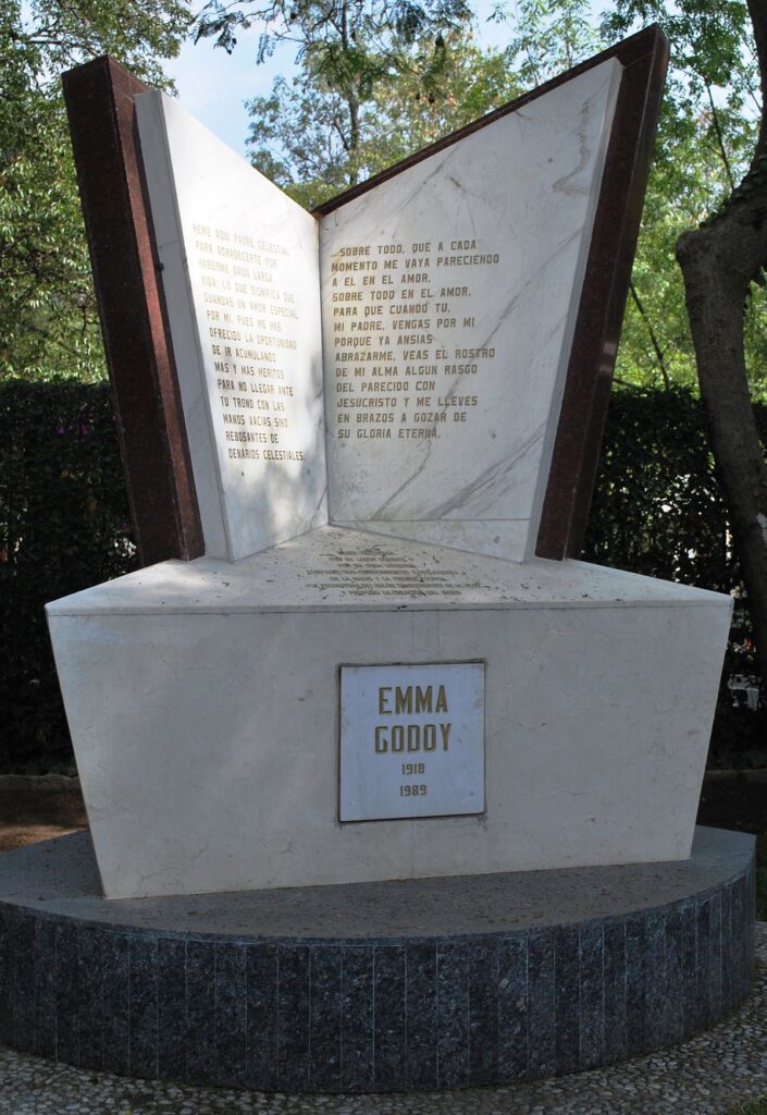 tumba de emma godoy