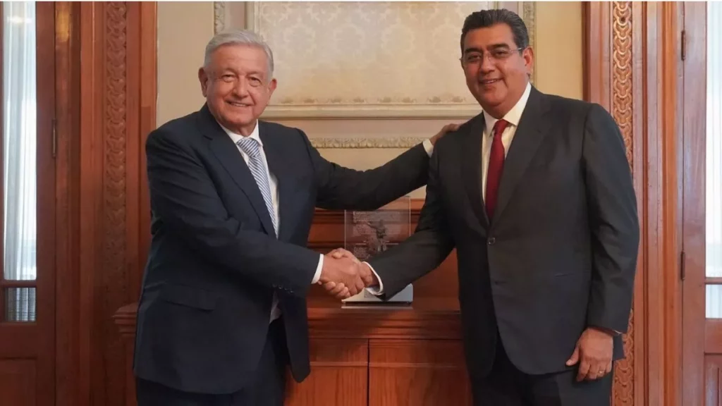 Sergio Salomón se reúne por cuarta ocasión con AMLO, en cuatro meses como gobernador