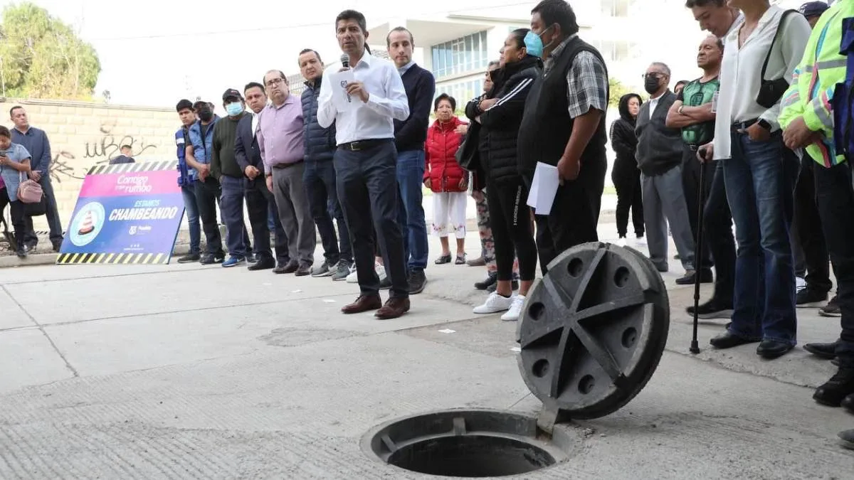 Eduardo Rivera entrega ampliación de red pluvial en Puebla con inversión de 3.6 millones de pesos