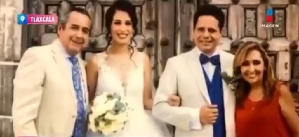 Lorena Cuellar fue madrina de arras en la boda de su actual secretario de Medio Ambiente