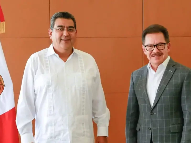 Se reúne Sergio Salomón con Ignacio Mier en Puebla