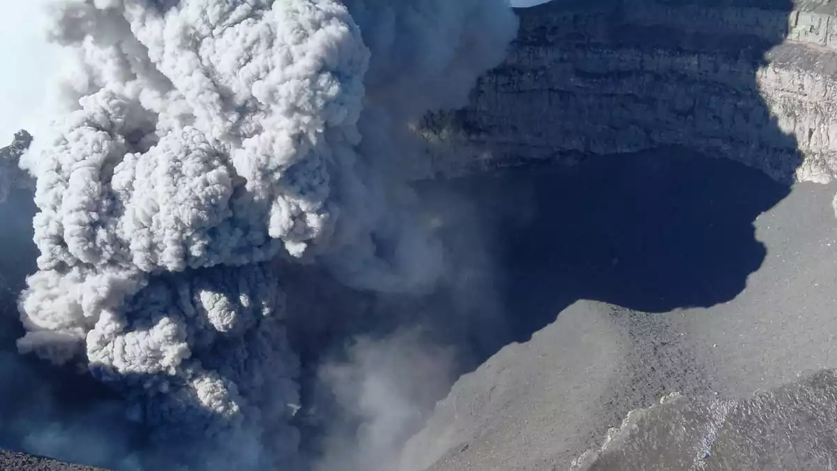 así captó dron de la Marina el cráter del volcán Popocatépetl