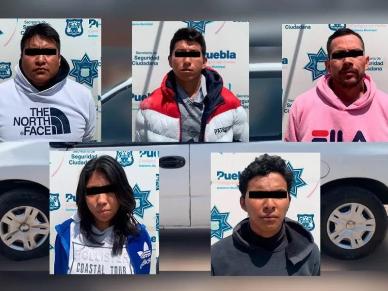 Detienen a 5 ladrones de transporte de carga tras persecución en Puebla