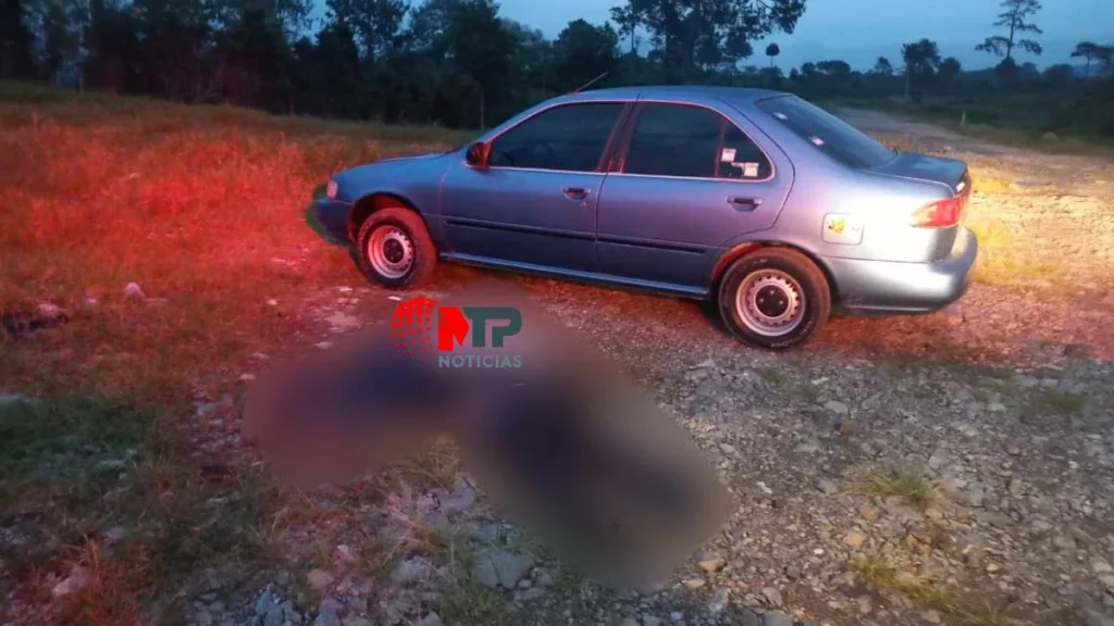 Matan a pareja a balazos y nos abandonan en Tlaola, Puebla