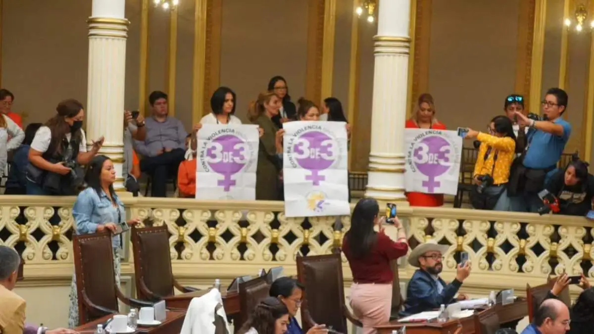 Ningún violentador o deudor alimentario en el poder: avalan Ley 3 de 3 en Puebla