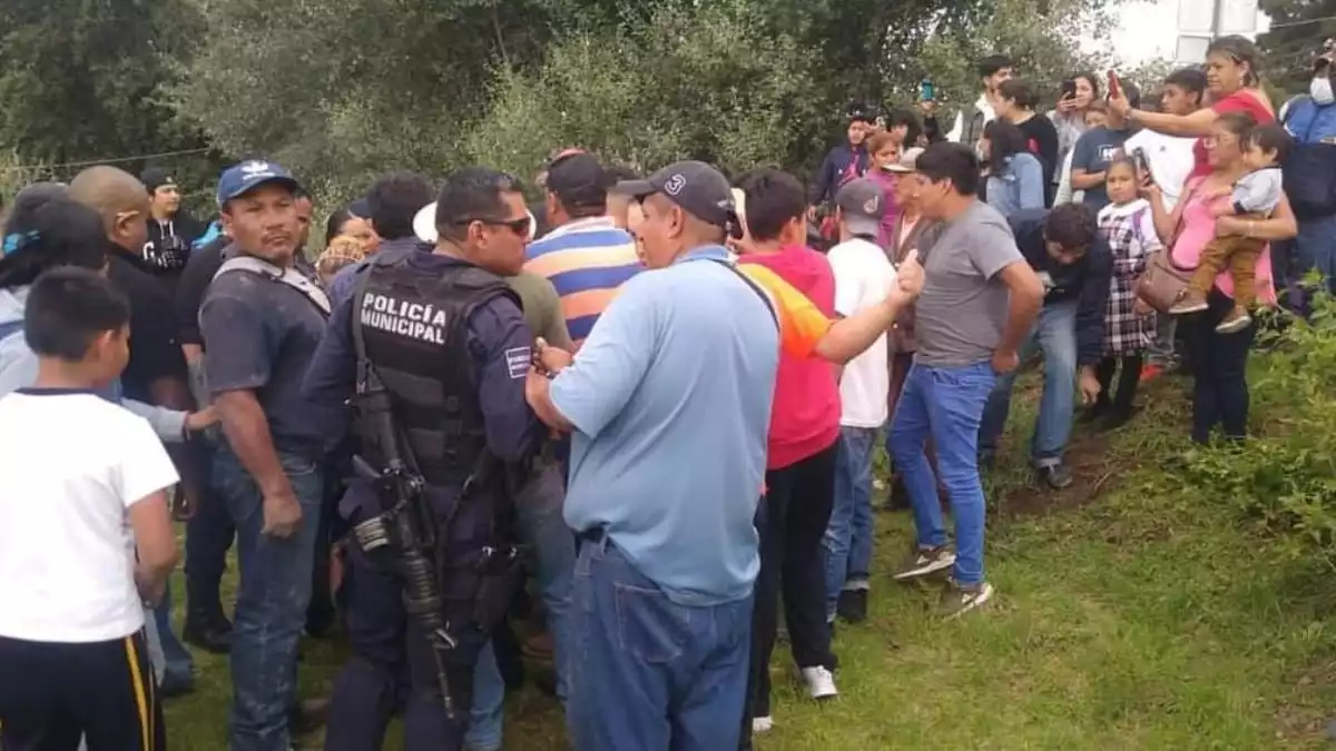 Amagan con linchar a dos presuntos ladrones en Texcalac, Tlaxcala
