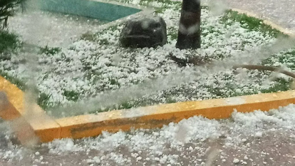 Fuerte granizada en Puebla