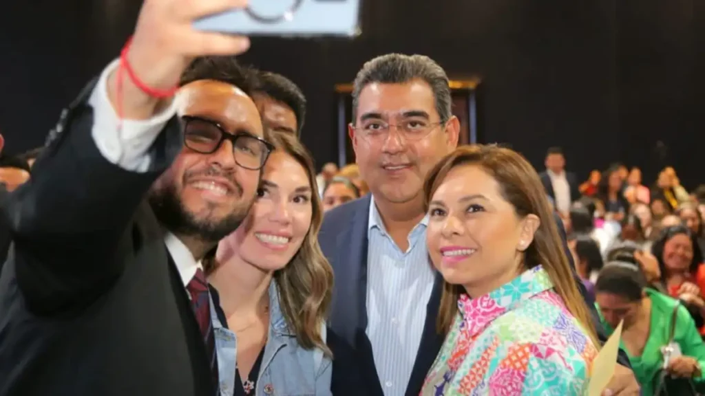 Gaby Bonilla capacita a directoras de DIF de municipios en Puebla