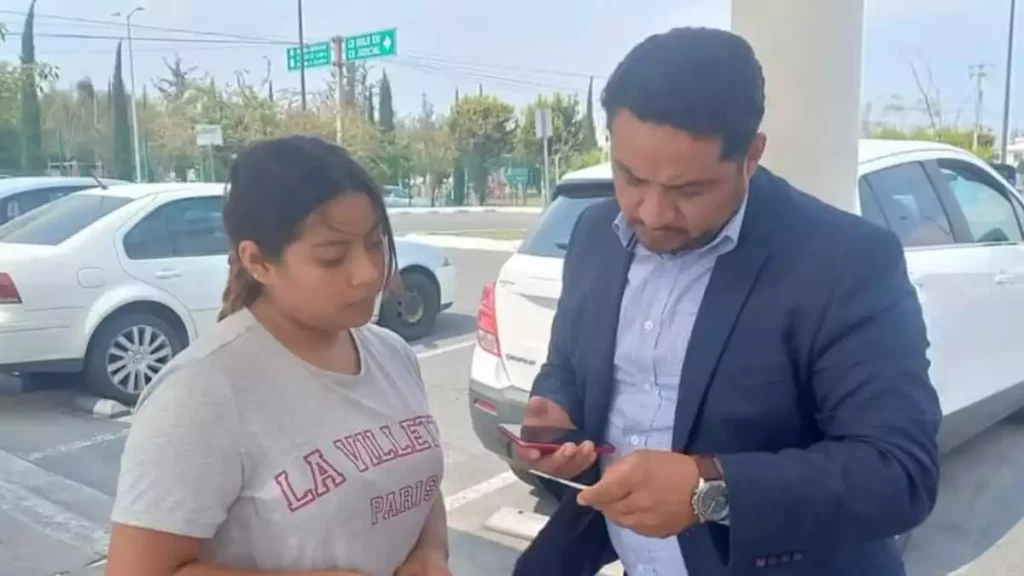 Ni con patrullas nuevas, ahora roban una camioneta en Walmart de San Andrés Cholula