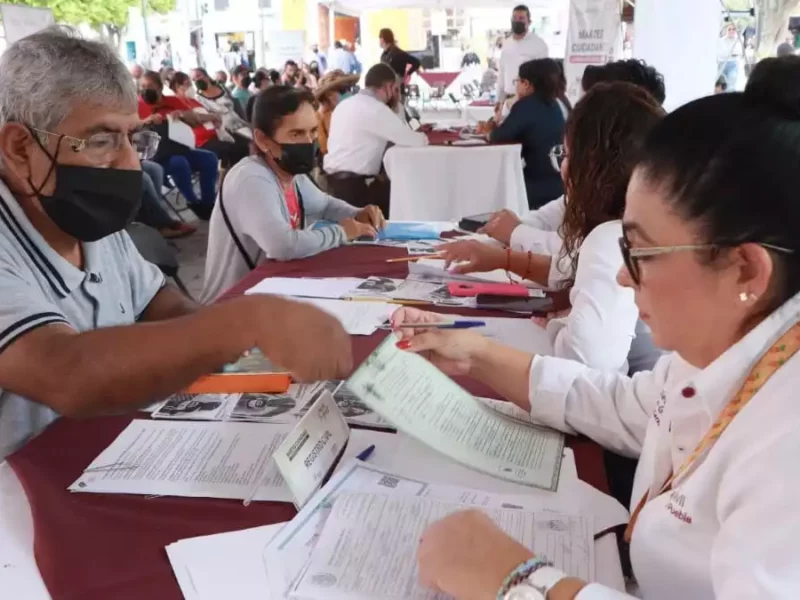 Segob Puebla facilita actas de nacimientos a hijos de migrantes repatriados