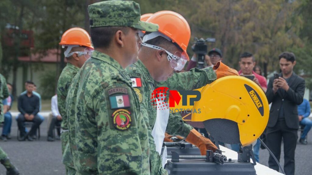 Militares destruyen arma con sierra en Zona Militar de Puebla.