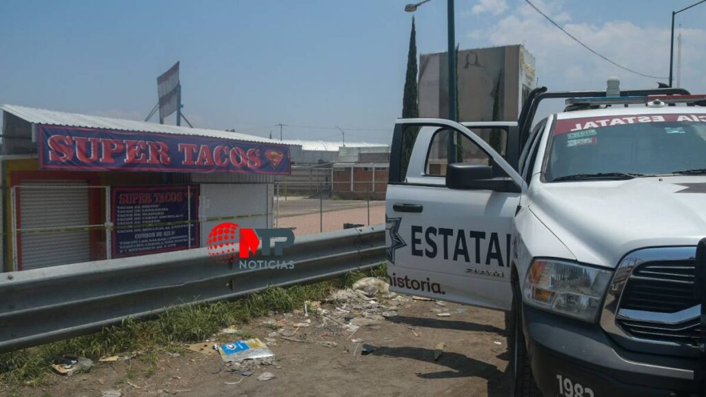 Policía Estatal catea taquería en inmediaciones de Central de Puebla.