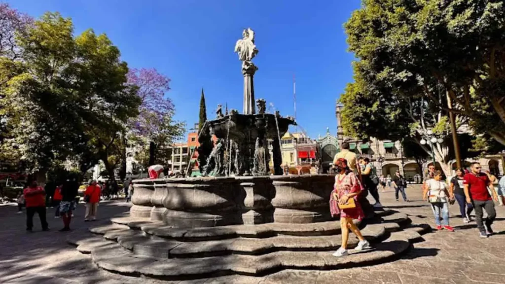 Restaurarán Fuente de San Miguel de zócalo de Puebla con inversión de 350 mil pesos