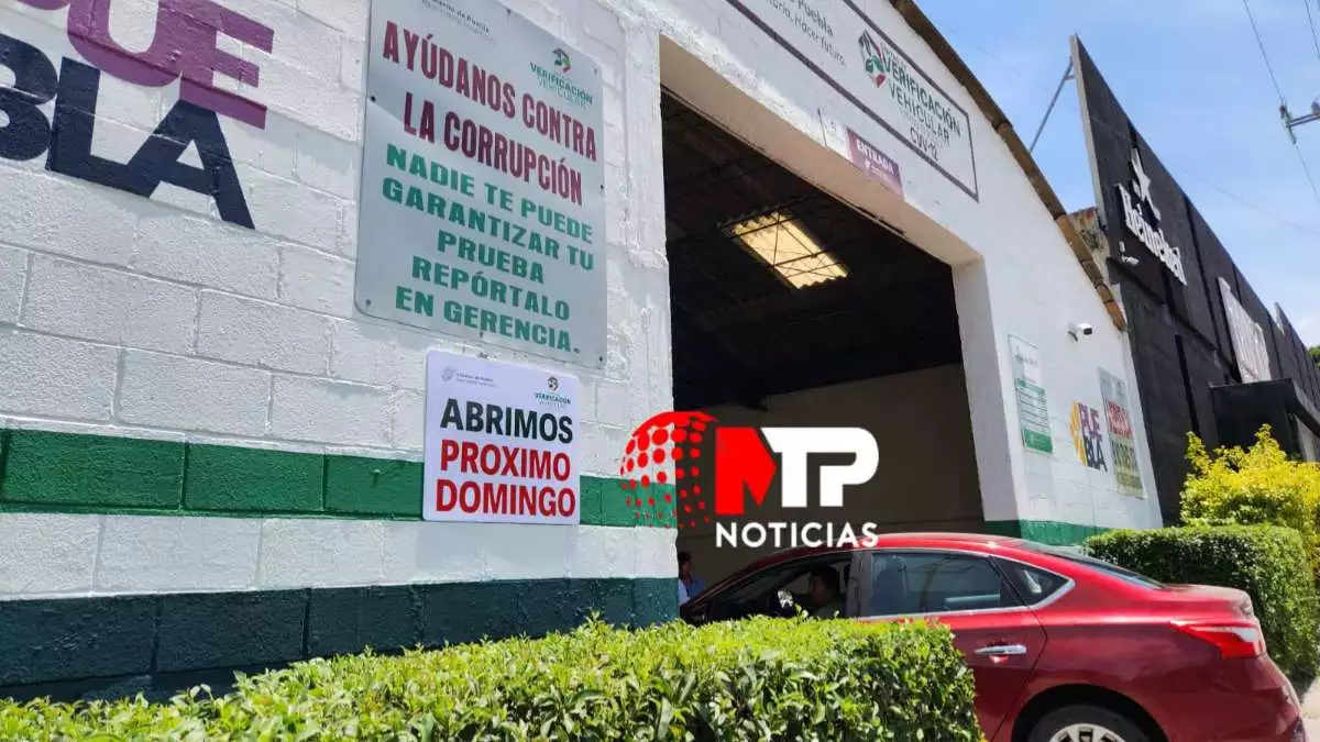 “Abrimos próximo domingo”: verificentros en Puebla, tras largas filas