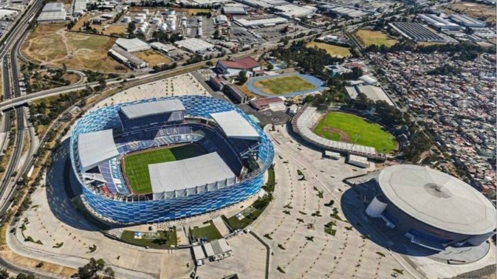Concesionarán Estadio Cuauhtémoc y Hermanos Serdán por 15 años en Puebla
