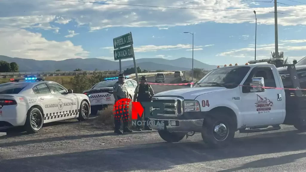 'La Víbora' desata balacera contra policías en la caseta de Tehuacán