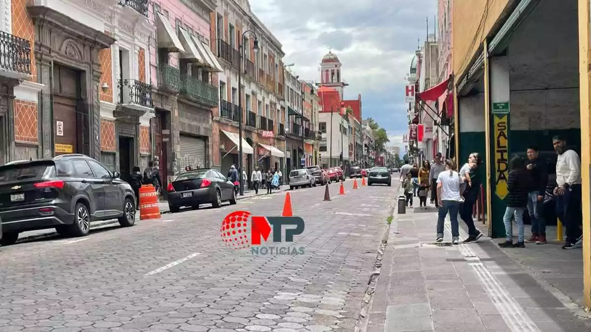 Doble sentido de la 3 Poniente en Puebla: habrá retiro de parquímetros