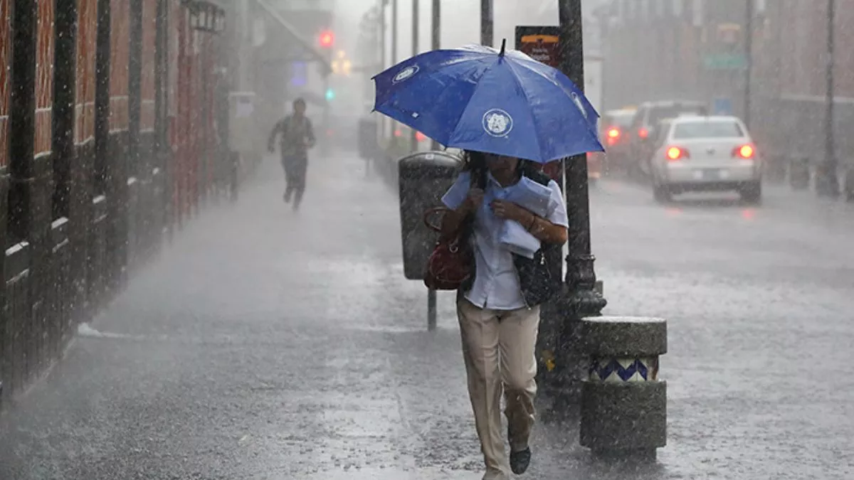 ¡Saca el paraguas! Habrá lluvias intensas en Puebla por onda tropical número 13