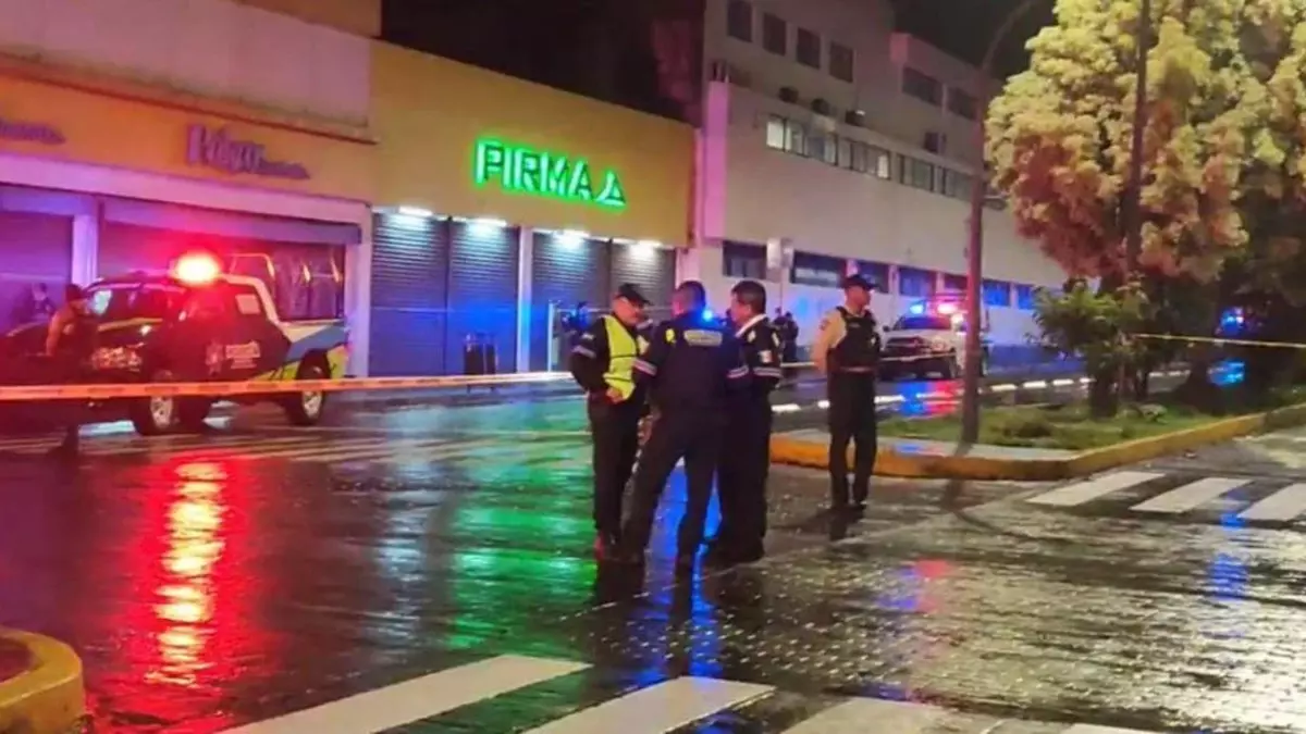 Abaten a presunto delincuente tras asalto a Pirma en Puebla; un policía herido