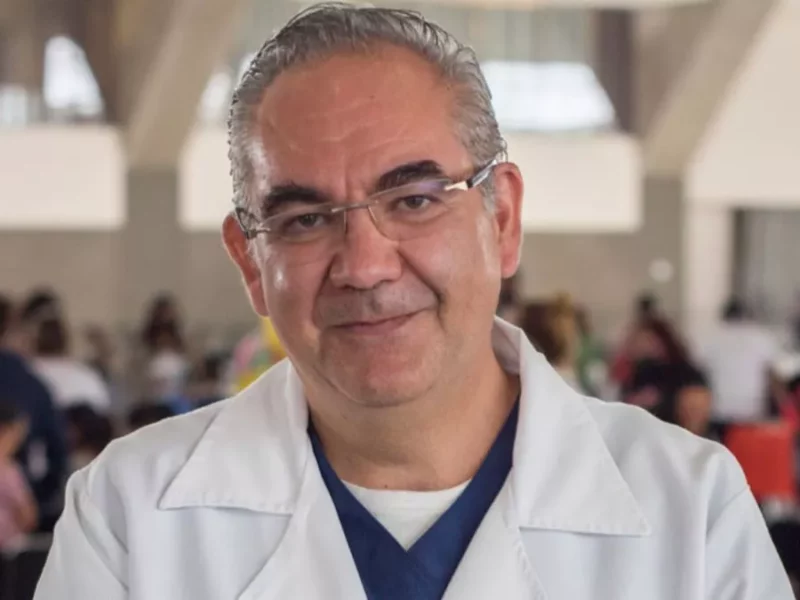 ¡Se va el doctor Martínez! Renuncia secretario de Salud de Puebla