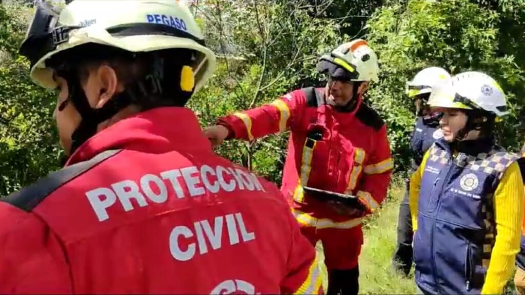 PC de Puebla realizó la búsqueda de un joven de 19 años que se aventó ayer al río Alseseca.